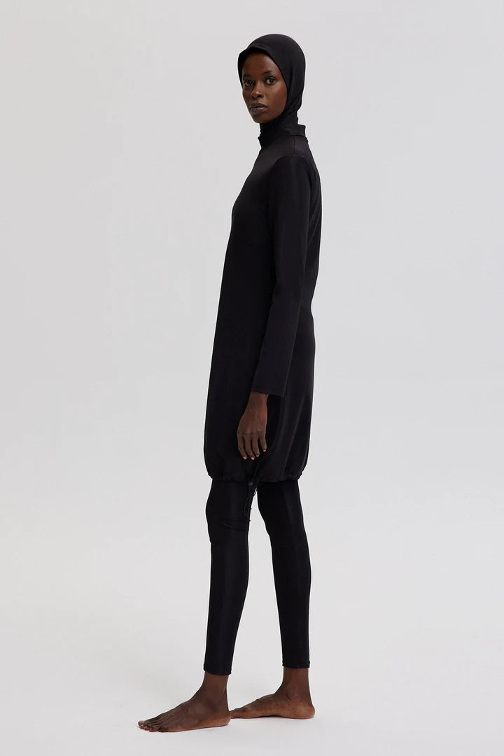 BASIC SUIT SWIMSUIT