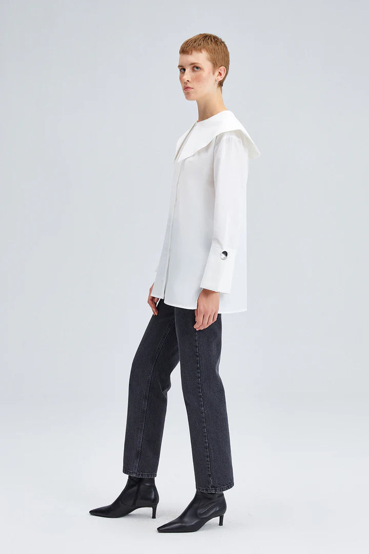 WIDE NECK POPLIN SHIRT
